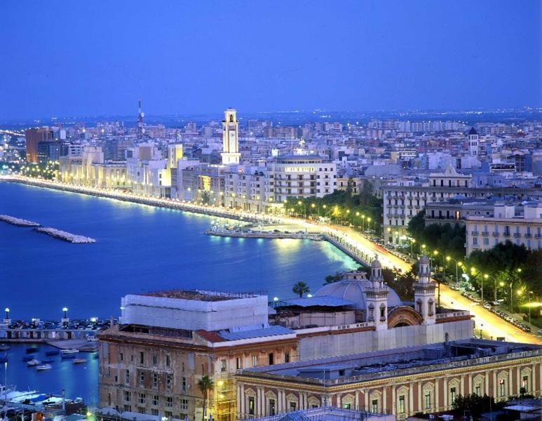 Apartamento Residenza Trevisani Bari Exterior foto